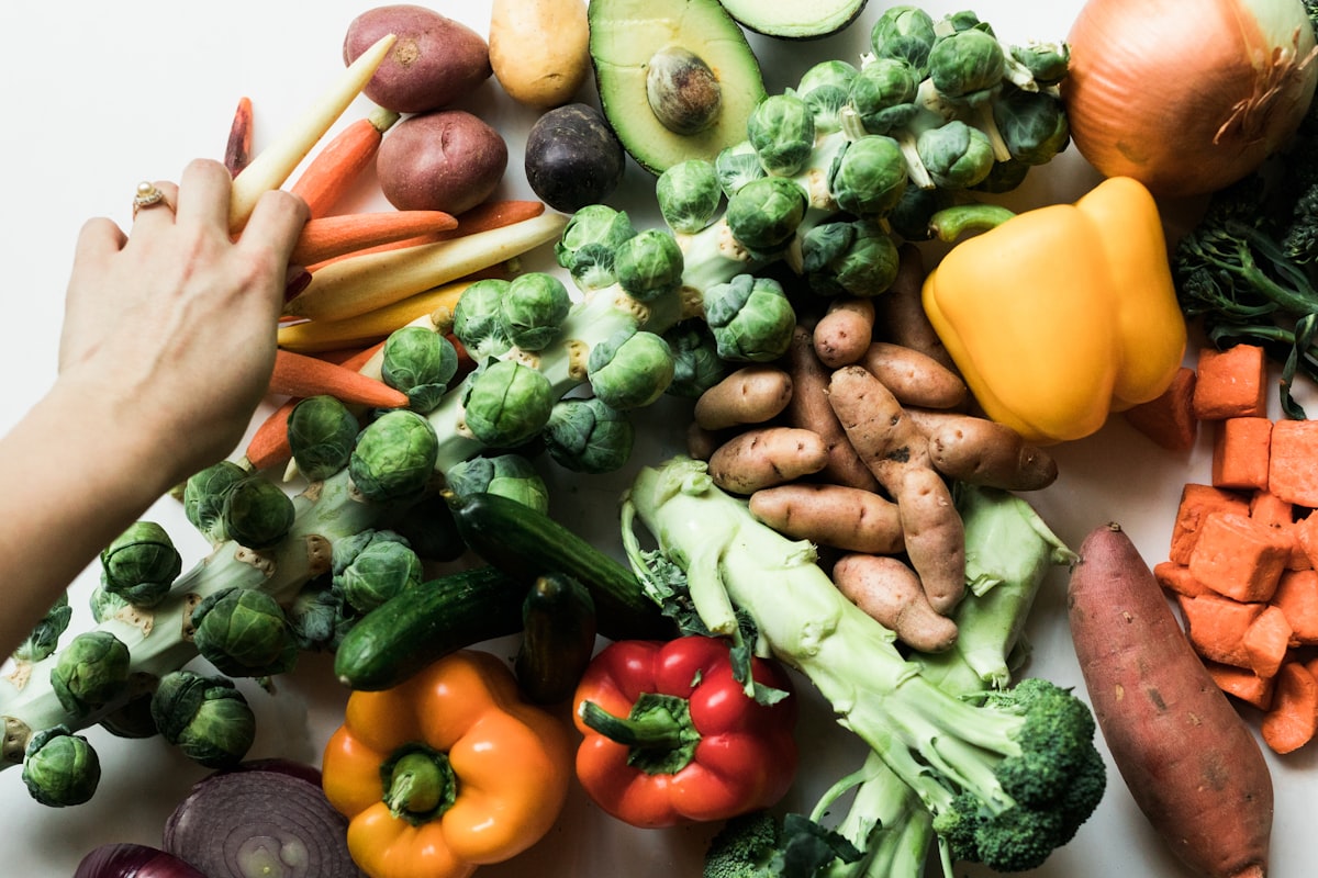 Buddha bowl with grains, vegetables, and protein